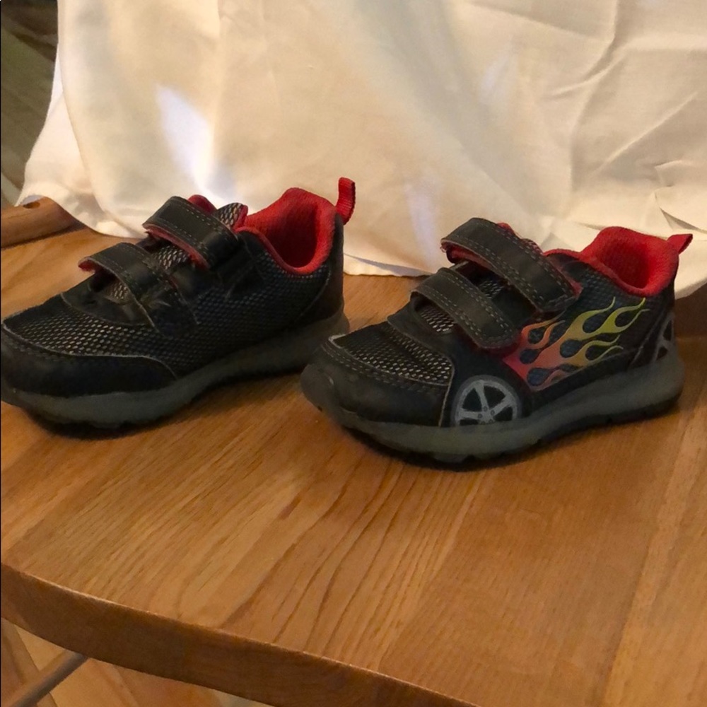 🌷 5/$15.00 Carters Toddler Sneakers